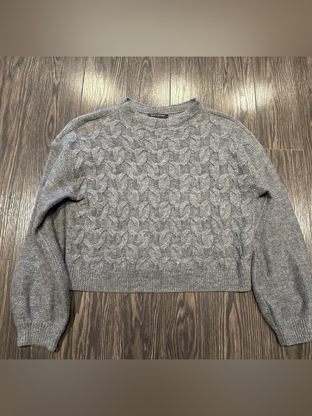 Banana Republic Gray Cable Knit Cropped Sweater Size Small